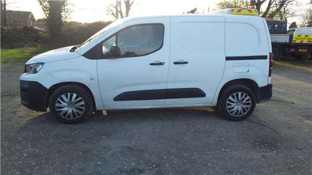 2020 PEUGEOT PARTNER 2020 PEUGEOT PARTNER