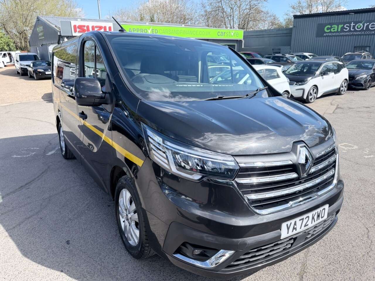 A 2023 RENAULT TRAFIC Black 2.0 dCi Blue SL28 Sport Euro 6 panel van, 64,500 miles, ULEZ complian A 2023 RENAULT TRAFIC Black 2.0 dCi Blue SL28 Sport Euro 6 panel van, 64,500 miles, ULEZ complian