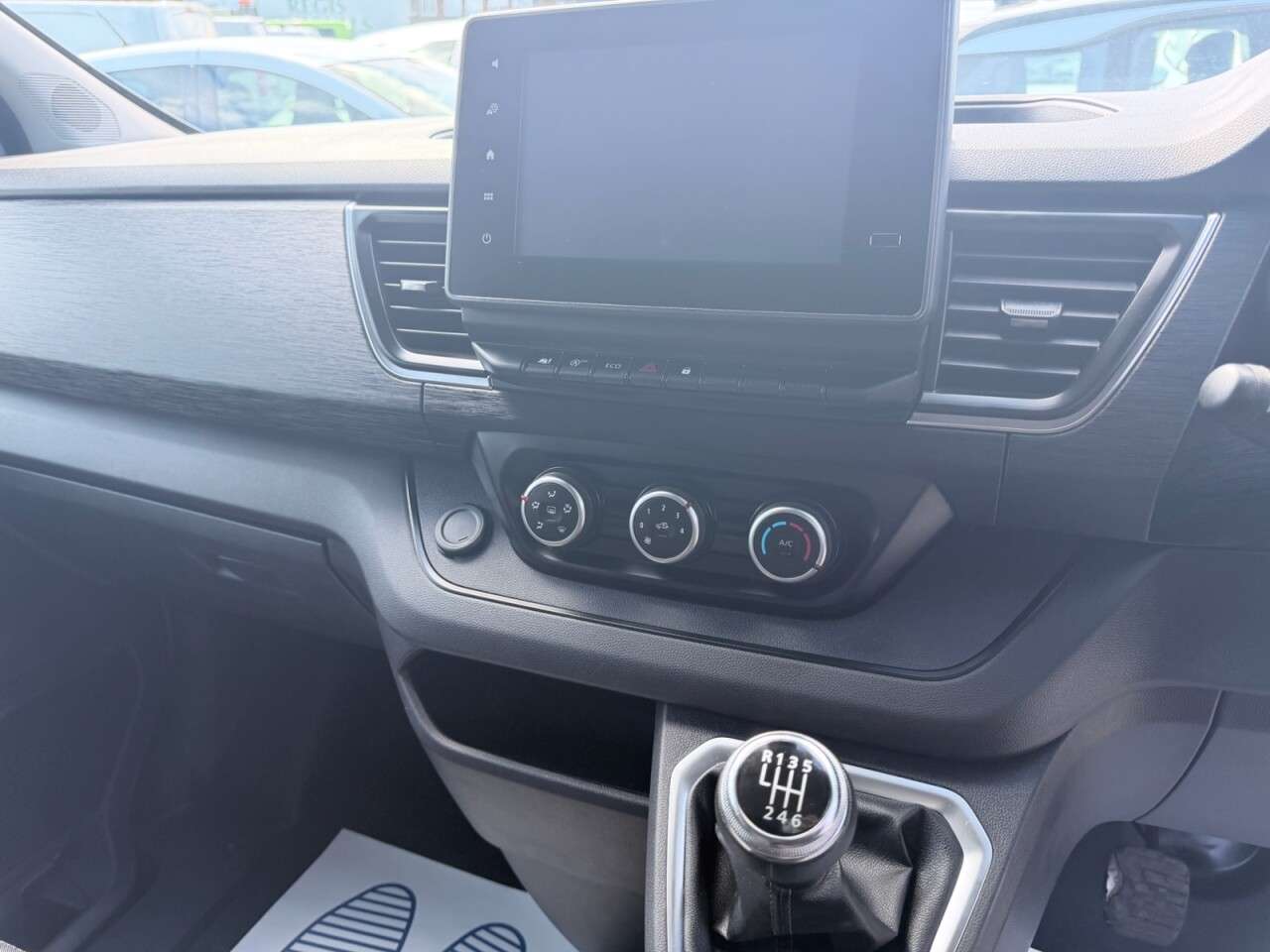 2023 RENAULT TRAFIC 2023 RENAULT TRAFIC