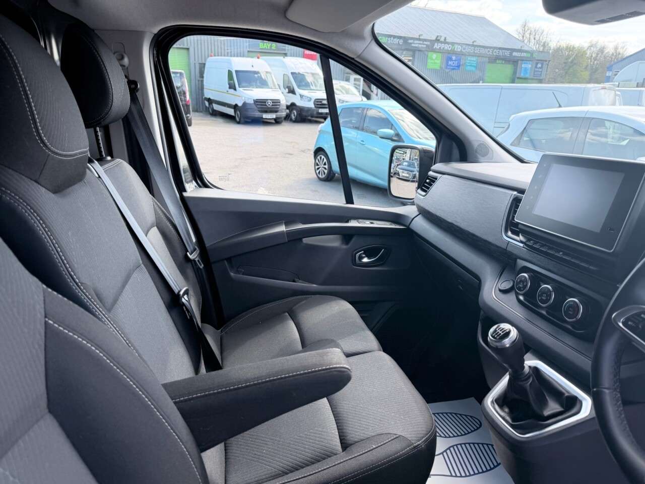 2023 RENAULT TRAFIC 2023 RENAULT TRAFIC