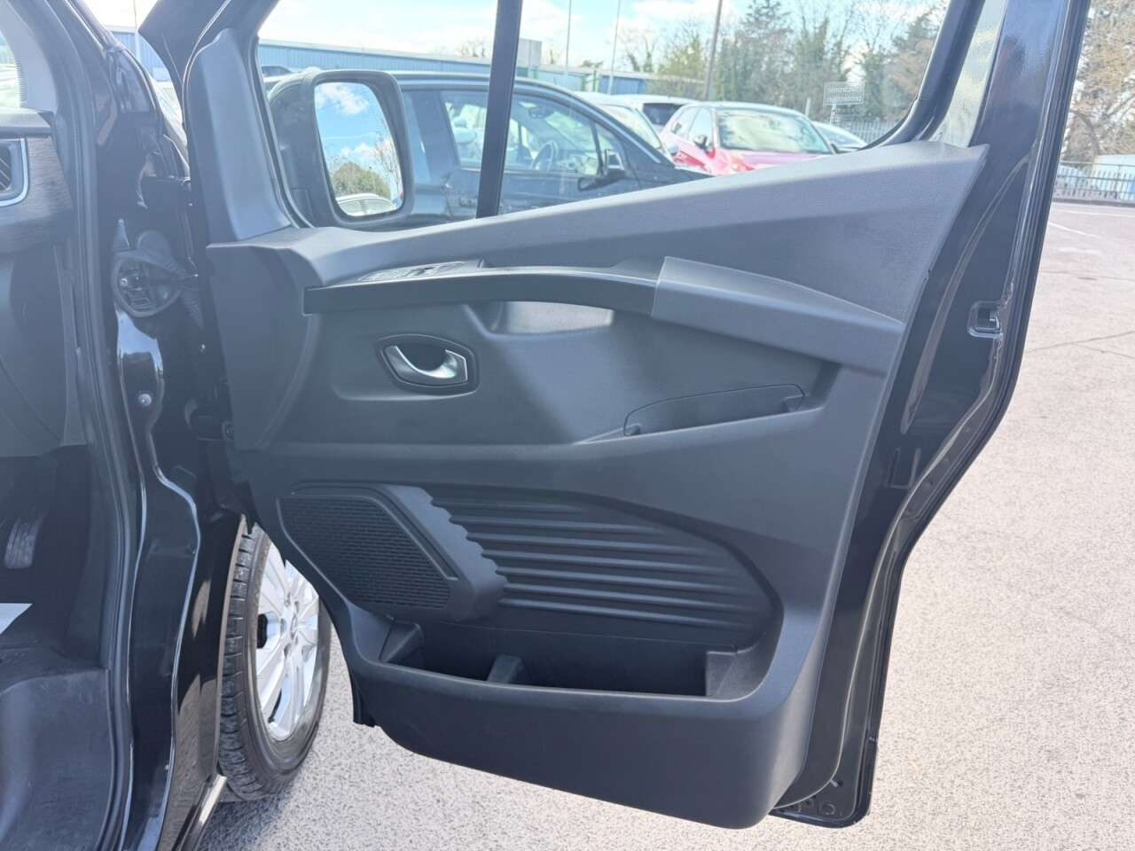 2023 RENAULT TRAFIC 2023 RENAULT TRAFIC