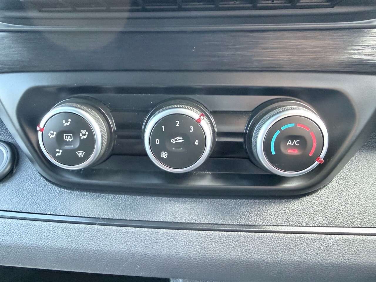 2023 RENAULT TRAFIC 2023 RENAULT TRAFIC