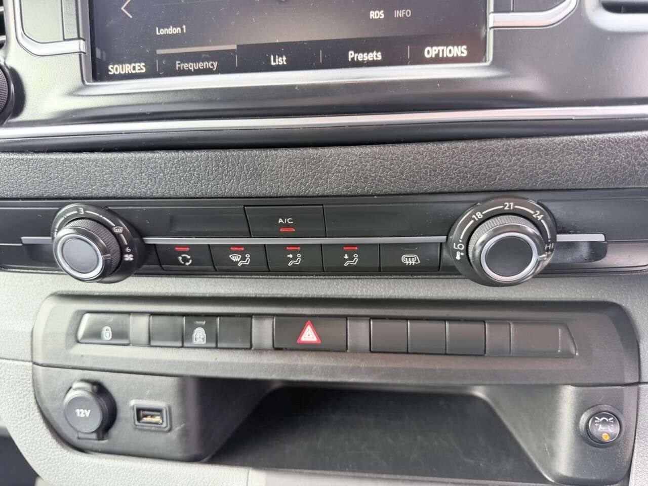 2019 VAUXHALL VIVARO 2019 VAUXHALL VIVARO