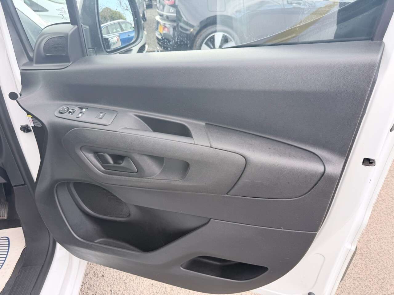 2021 PEUGEOT PARTNER 2021 PEUGEOT PARTNER