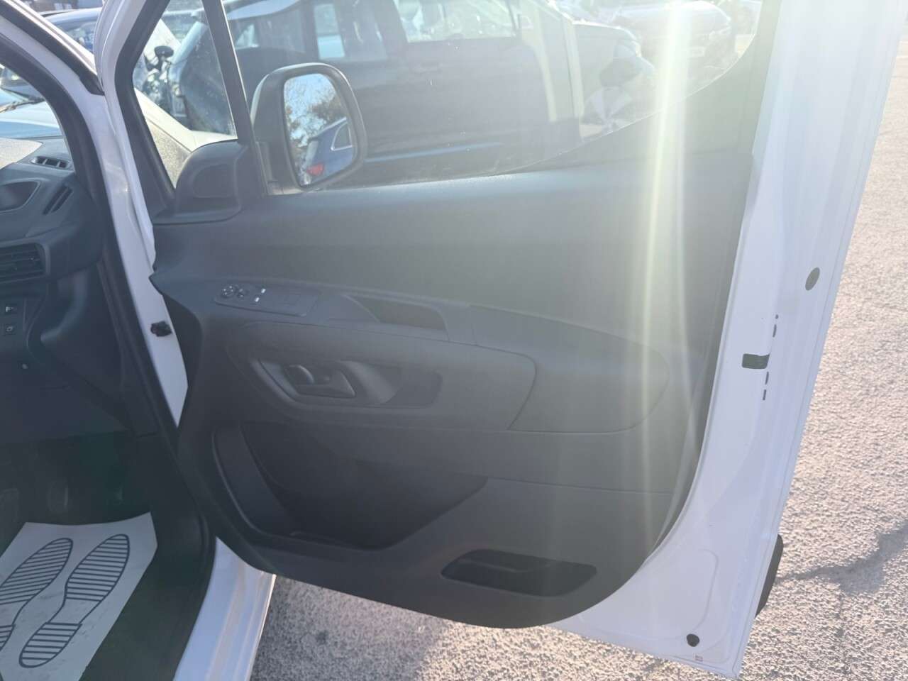 2024 PEUGEOT PARTNER 2024 PEUGEOT PARTNER