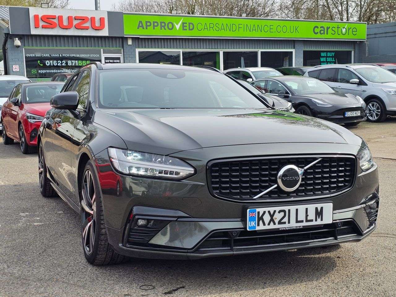 A 2021 VOLVO V90 Grey 2.0 B4 MHEV R-Design, 80,900 miles, ULEZ compliant, Automatic, Sat Nav A 2021 VOLVO V90 Grey 2.0 B4 MHEV R-Design, 80,900 miles, ULEZ compliant, Automatic, Sat Nav