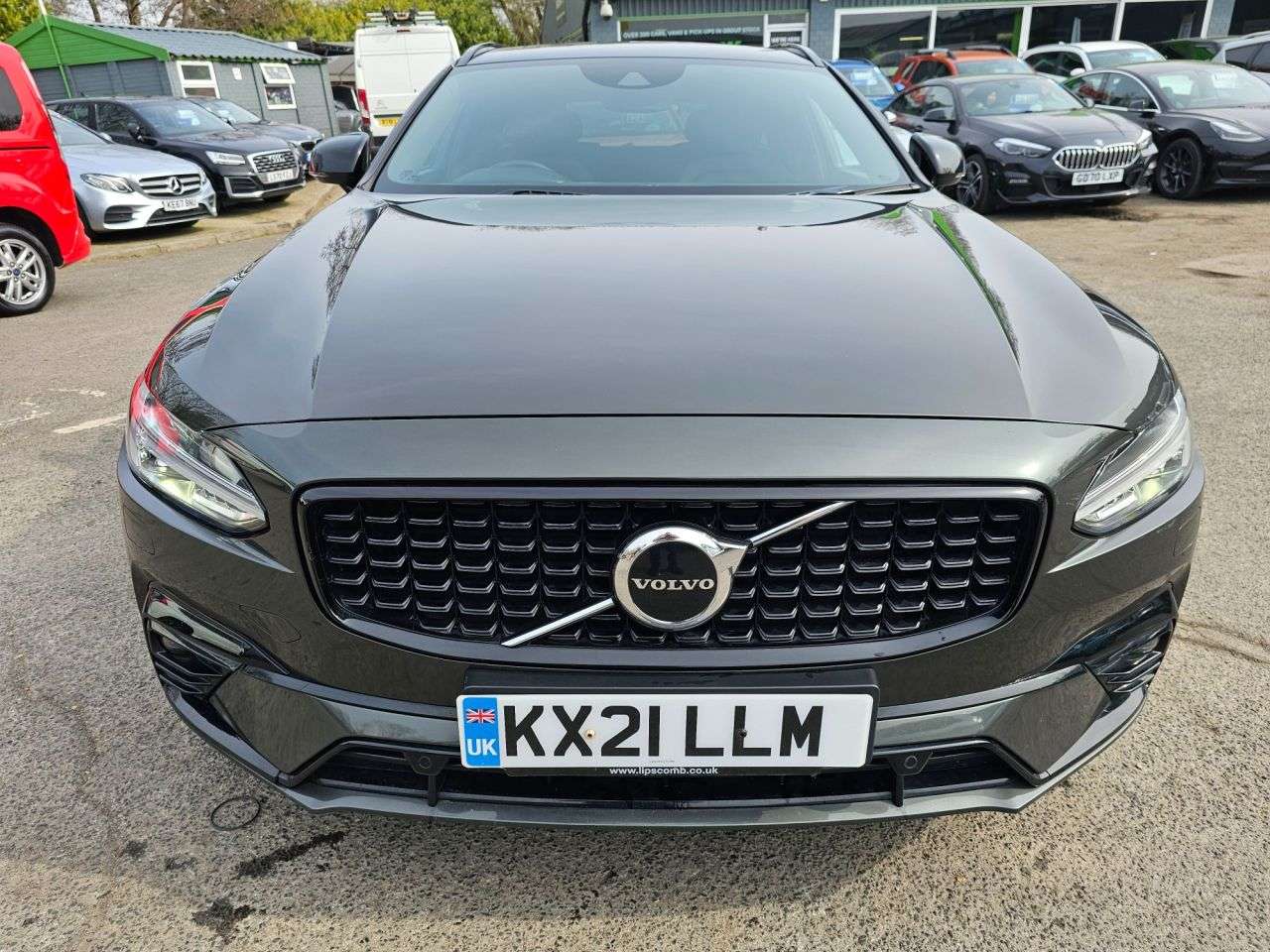 2021 VOLVO V90 2021 VOLVO V90