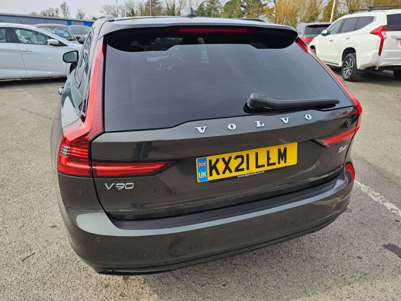 2021 VOLVO V90 2021 VOLVO V90