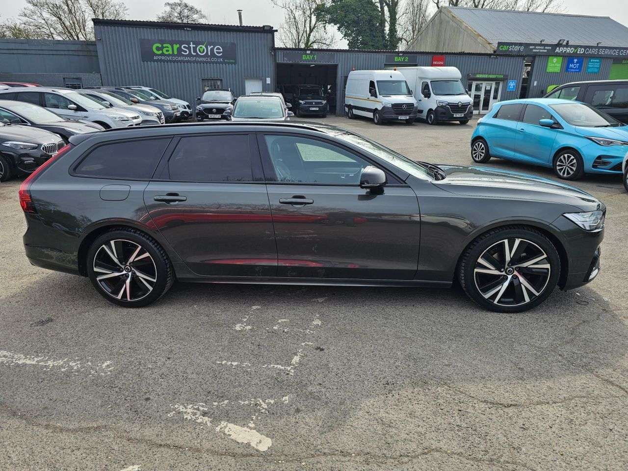 2021 VOLVO V90 2021 VOLVO V90