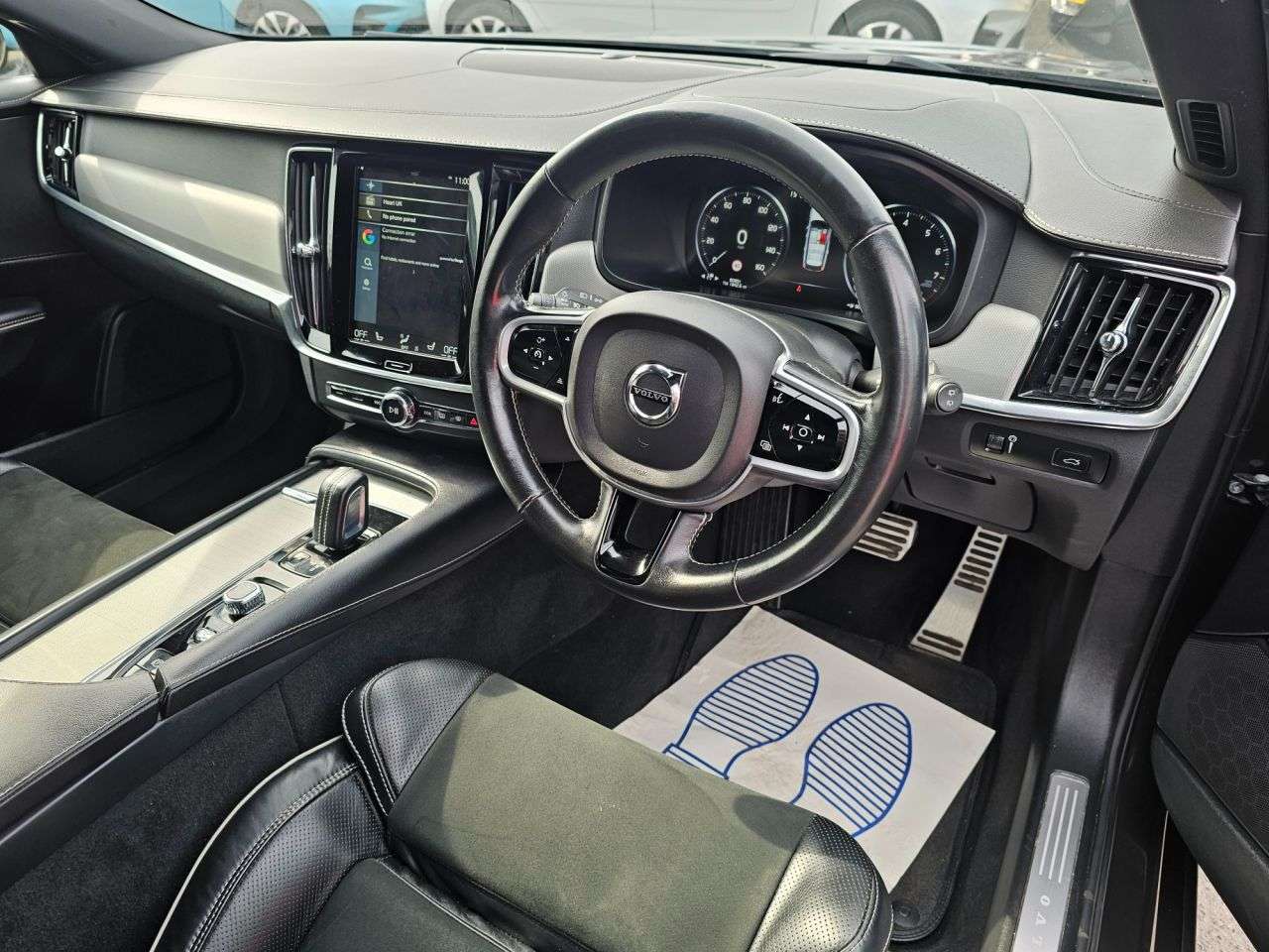 2021 VOLVO V90 2021 VOLVO V90