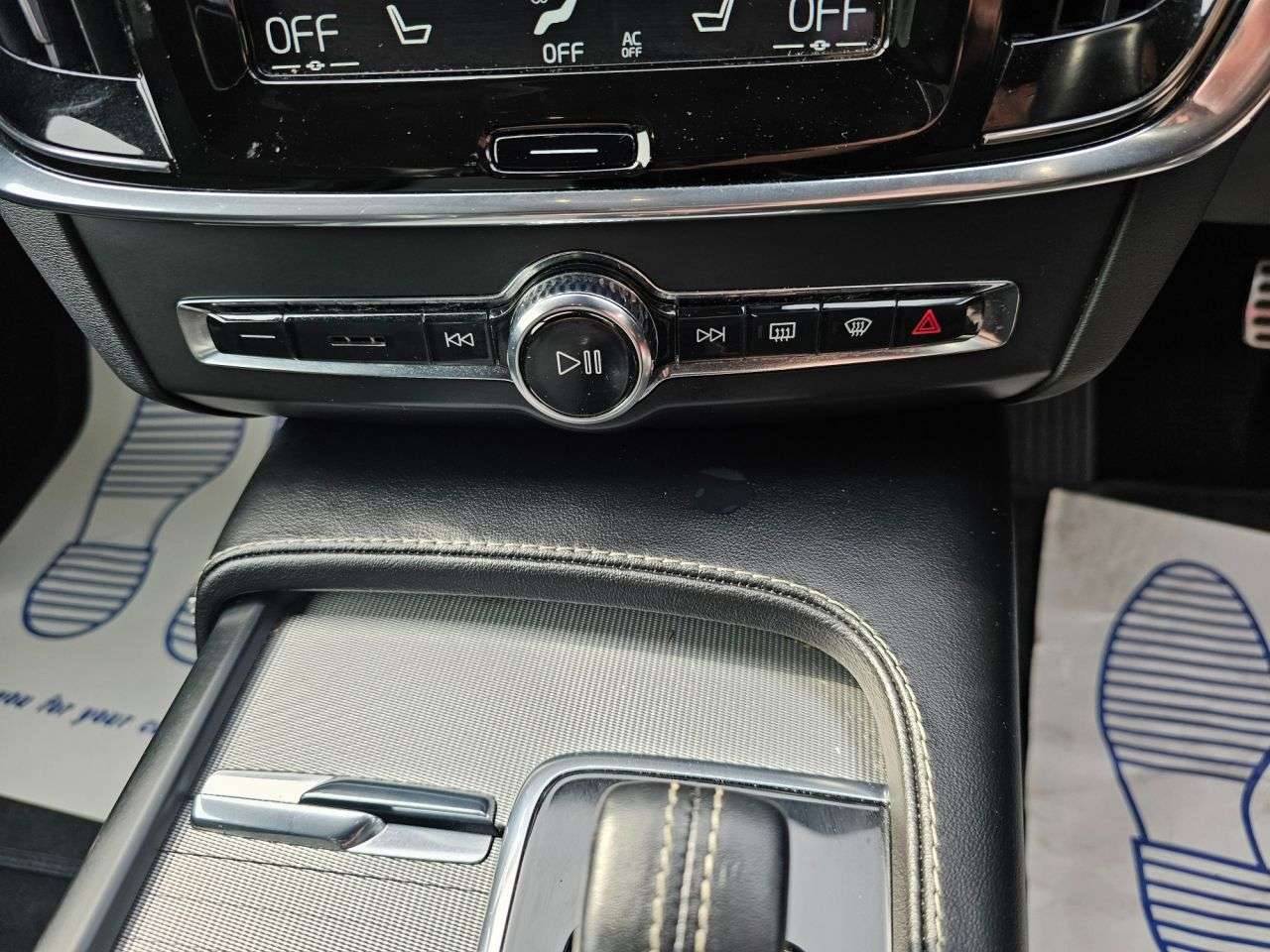 2021 VOLVO V90 2021 VOLVO V90