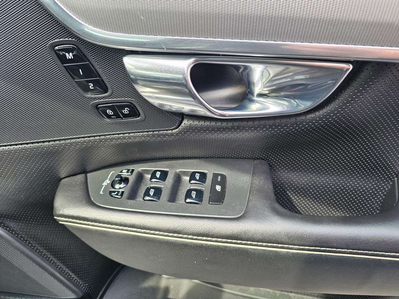 2021 VOLVO V90 2021 VOLVO V90