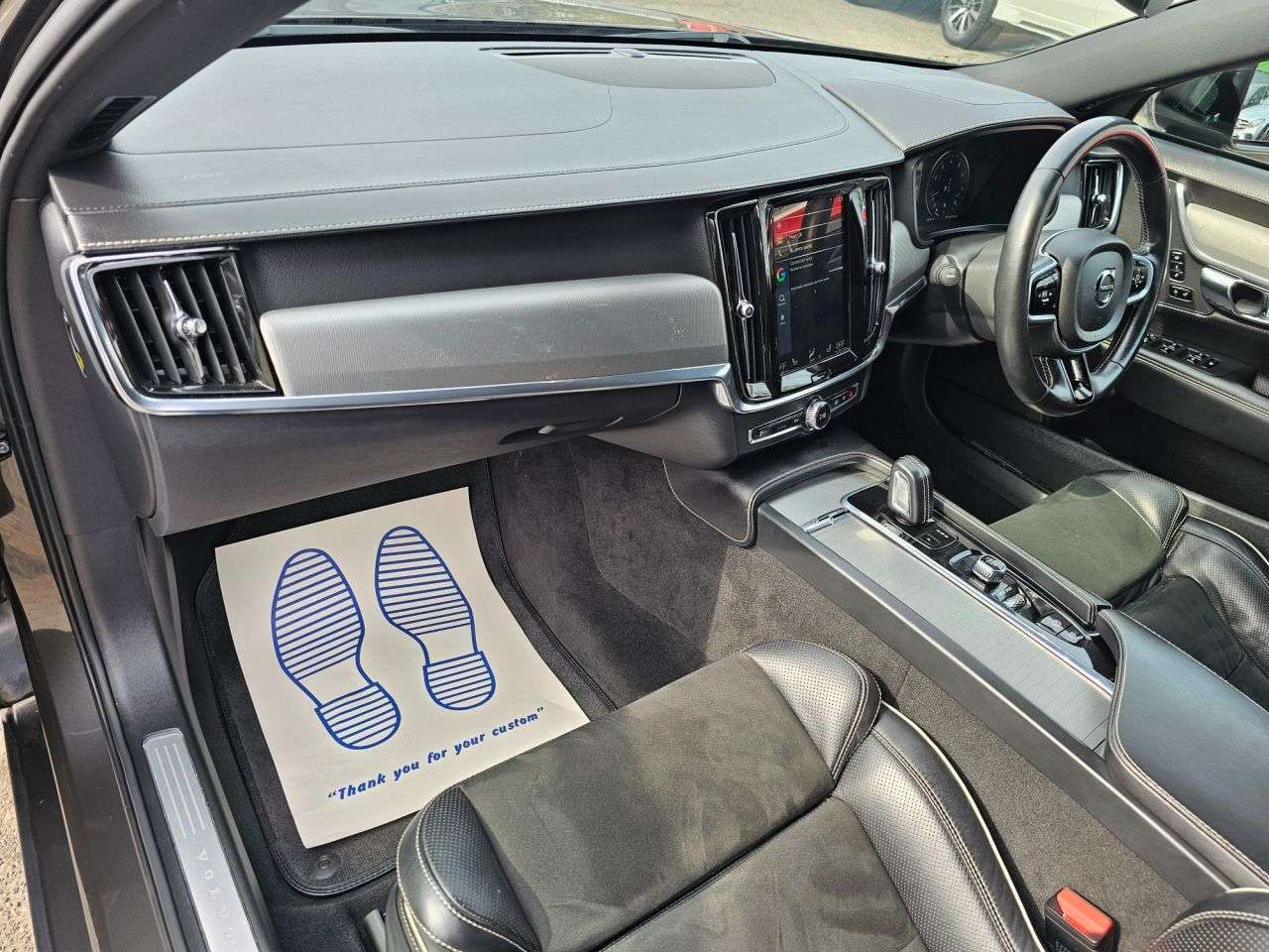 2021 VOLVO V90 2021 VOLVO V90