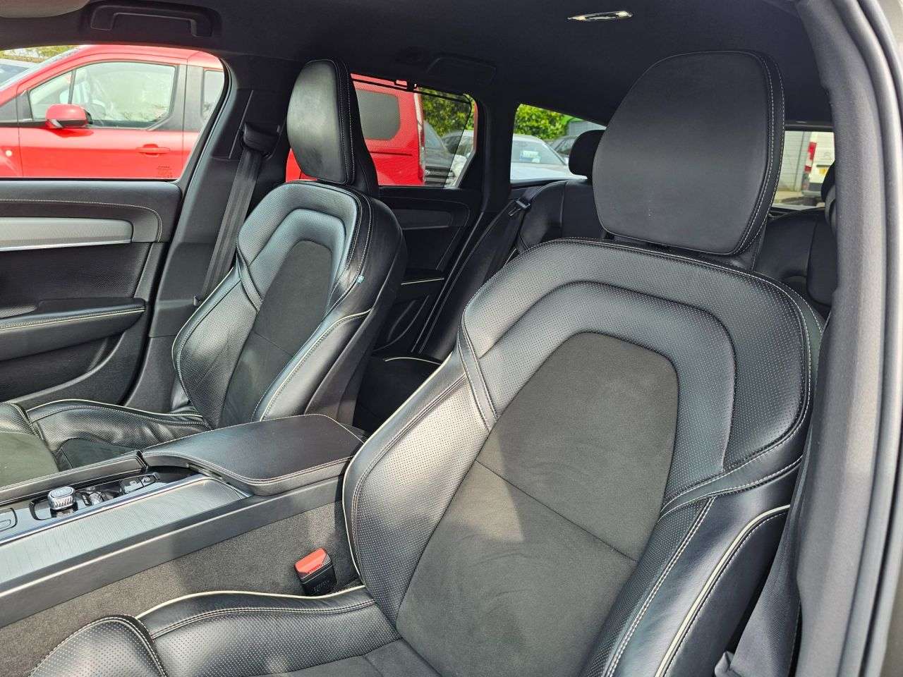 2021 VOLVO V90 2021 VOLVO V90