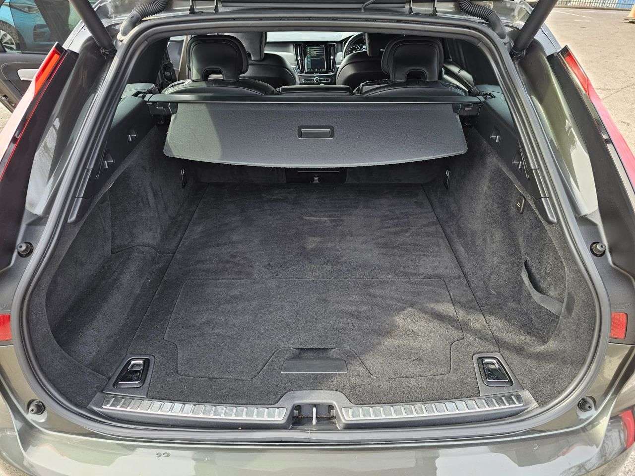 2021 VOLVO V90 2021 VOLVO V90