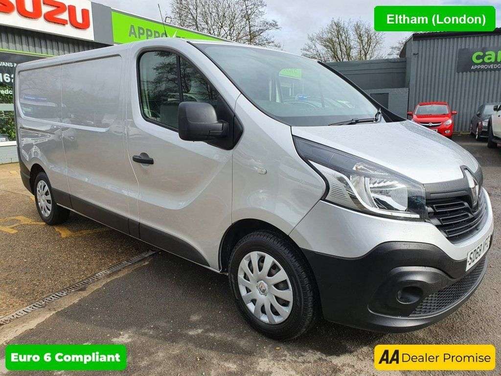 A 2018 RENAULT TRAFIC LL29 BUSINESS DCI A 2018 RENAULT TRAFIC LL29 BUSINESS DCI