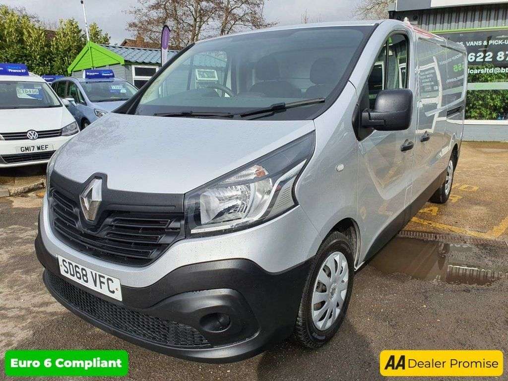 A 2018 RENAULT TRAFIC LL29 BUSINESS DCI A 2018 RENAULT TRAFIC LL29 BUSINESS DCI
