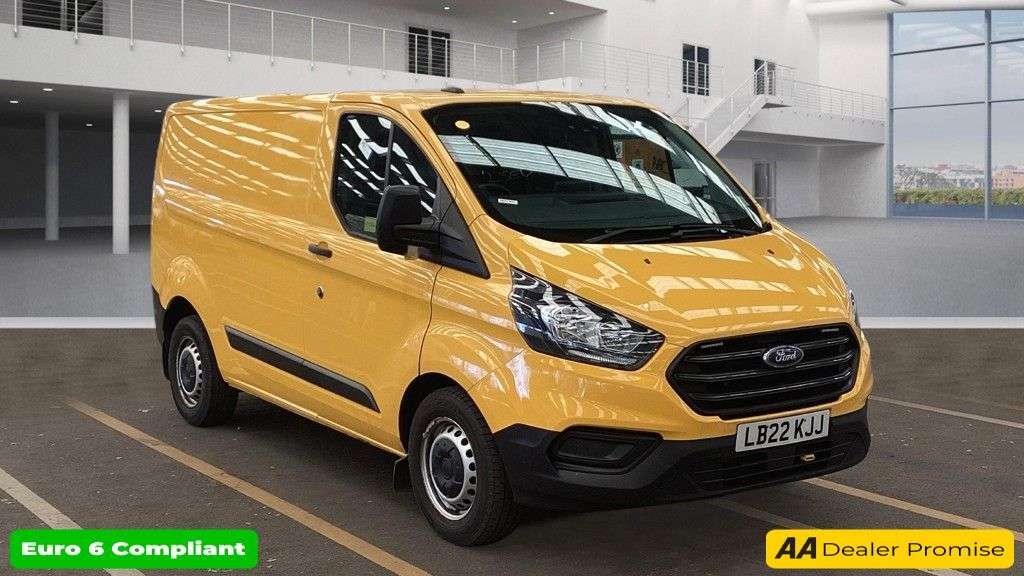 A 2022 FORD TRANSIT CUSTOM Yellow 2.0 340 EcoBlue Euro 6 panel van, 63,737 miles, ULEZ compliant, 6-Sp A 2022 FORD TRANSIT CUSTOM Yellow 2.0 340 EcoBlue Euro 6 panel van, 63,737 miles, ULEZ compliant, 6-Sp