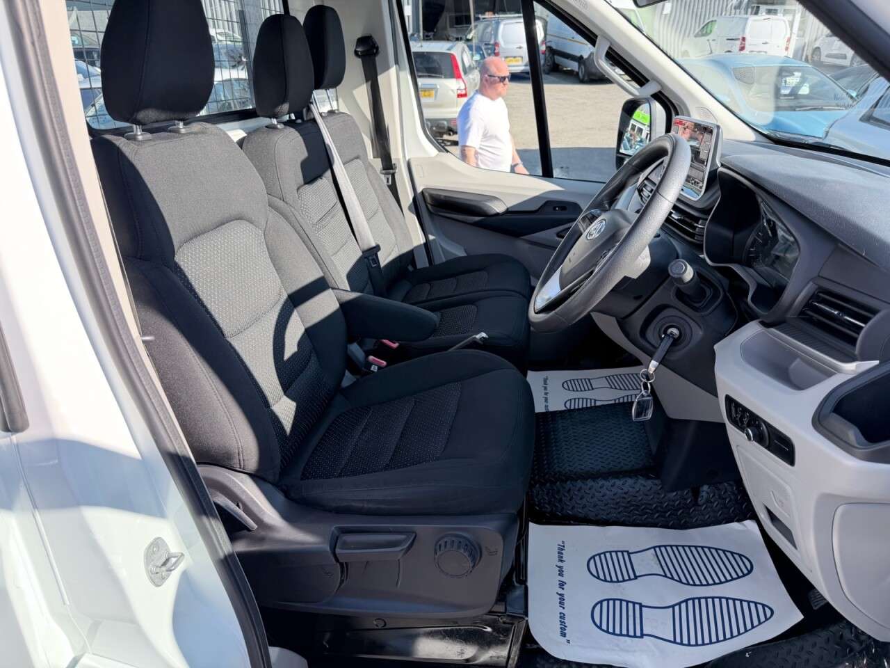 2022 MAXUS DELIVER 9 2022 MAXUS DELIVER 9