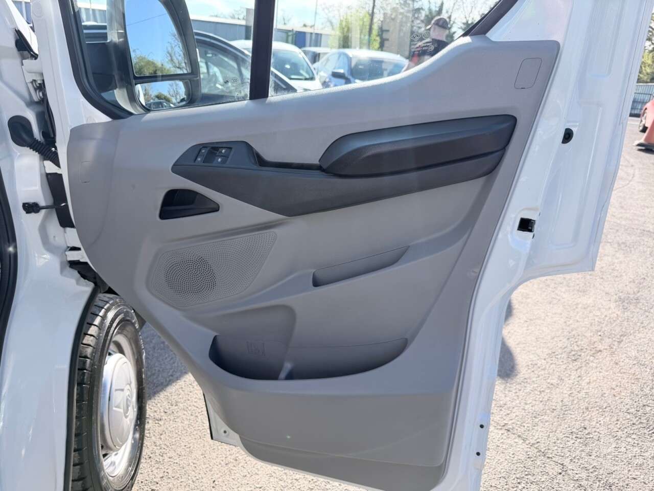 2022 MAXUS DELIVER 9 2022 MAXUS DELIVER 9