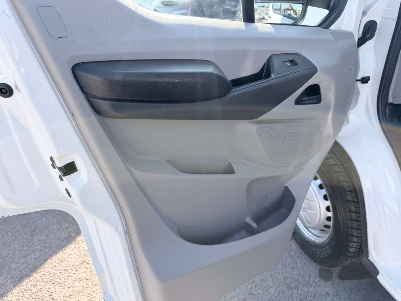 2022 MAXUS DELIVER 9 2022 MAXUS DELIVER 9