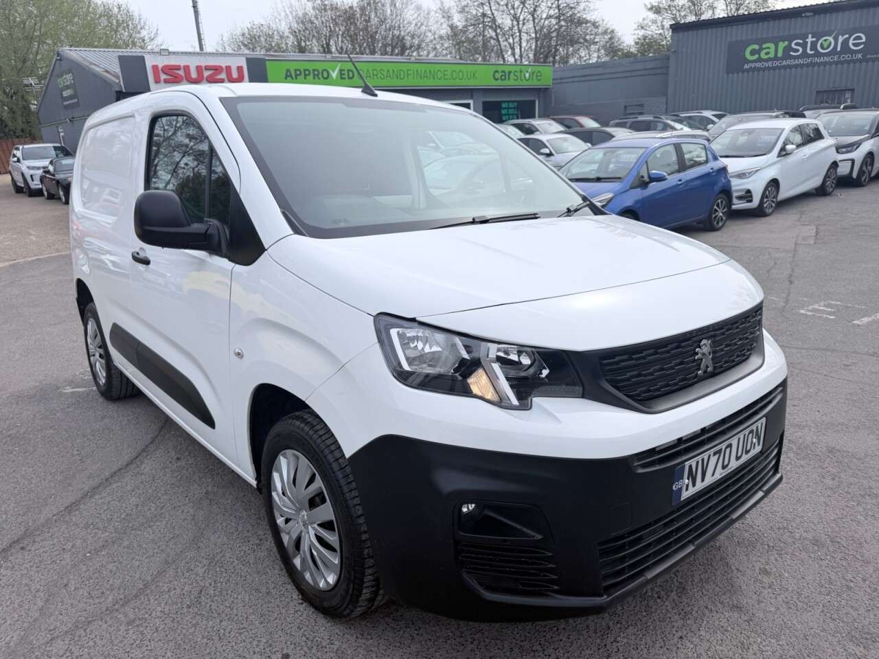 A 2021 PEUGEOT PARTNER White 1.5 BlueHDi Euro 6 panel van, 17,800 miles, ULEZ compliant, 5-Speed m A 2021 PEUGEOT PARTNER White 1.5 BlueHDi Euro 6 panel van, 17,800 miles, ULEZ compliant, 5-Speed m