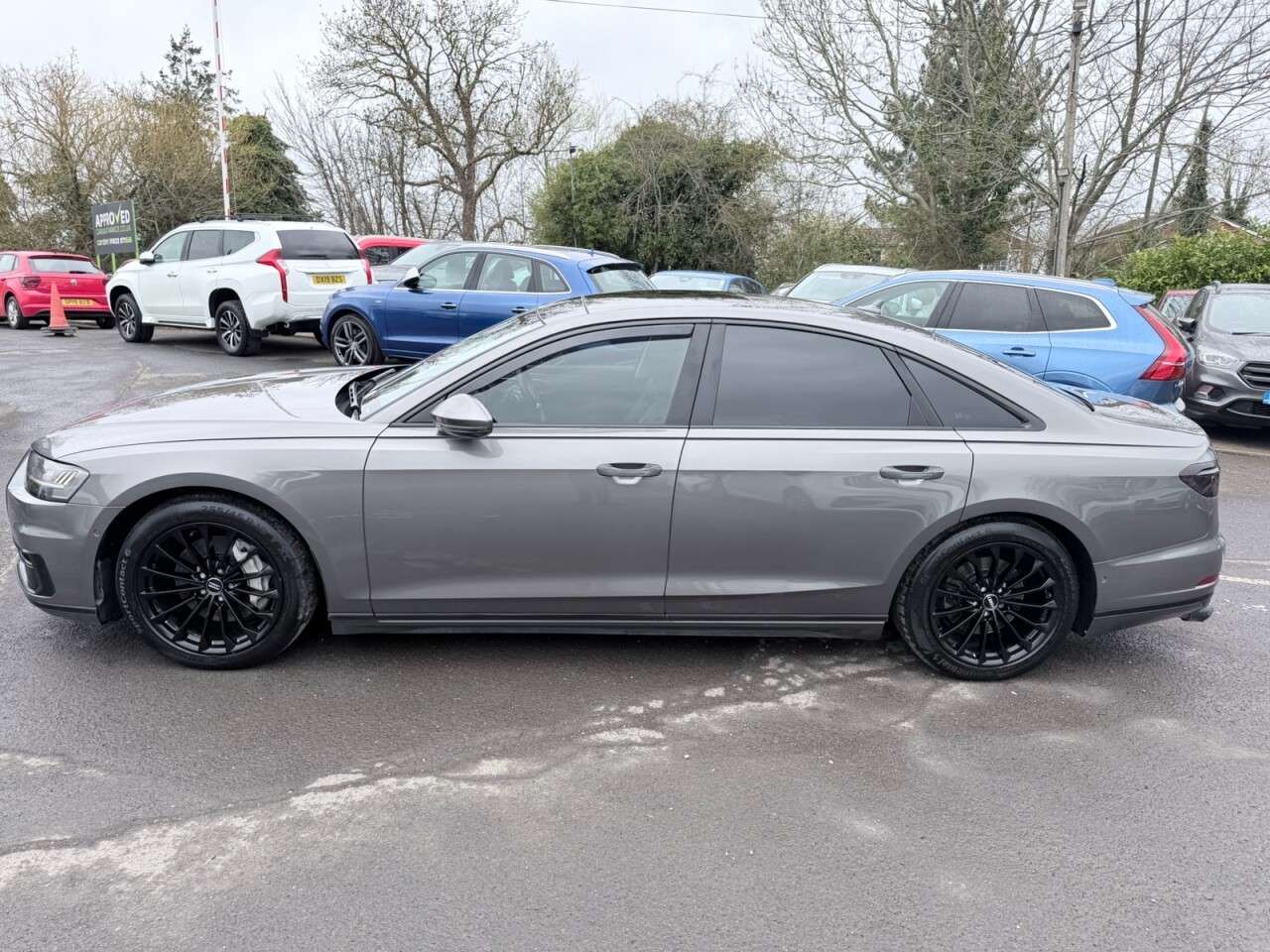 2017 AUDI A8 2017 AUDI A8