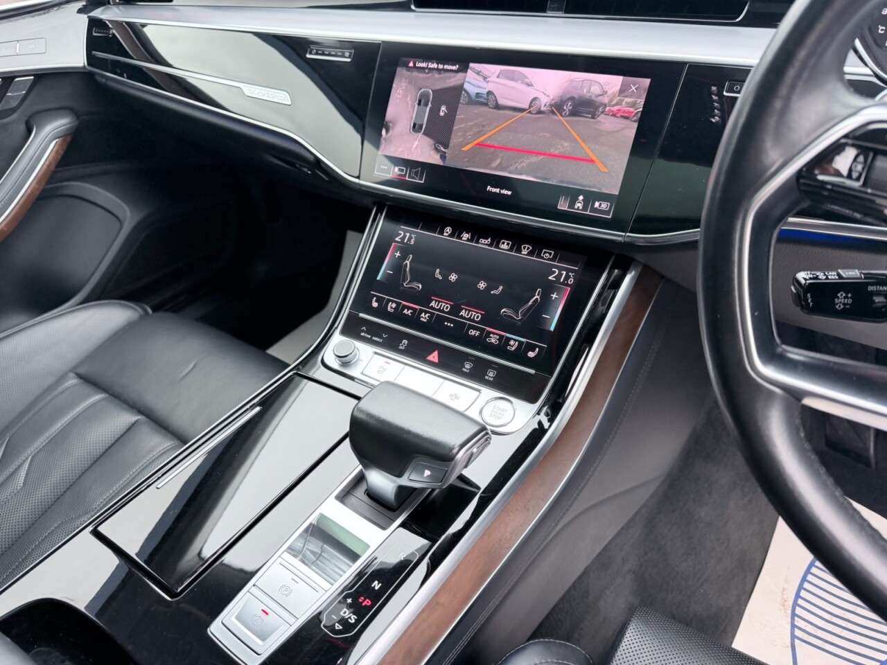 2017 AUDI A8 2017 AUDI A8