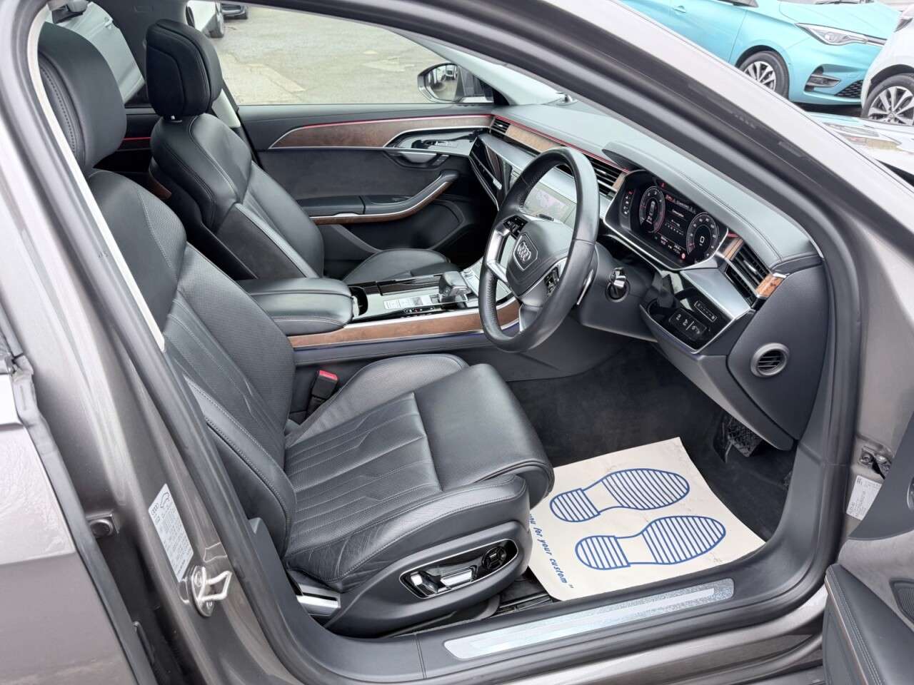 2017 AUDI A8 2017 AUDI A8
