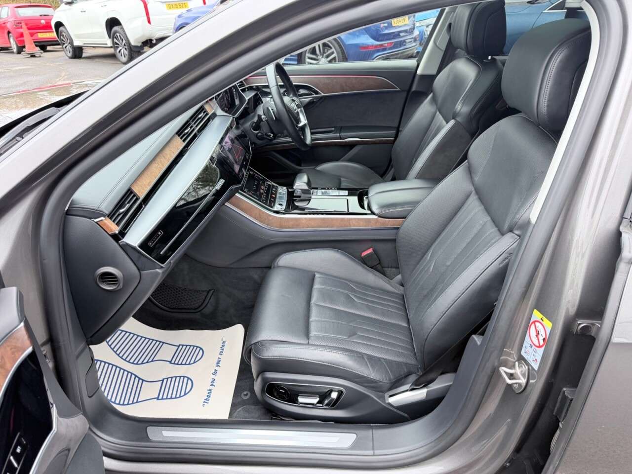 2017 AUDI A8 2017 AUDI A8