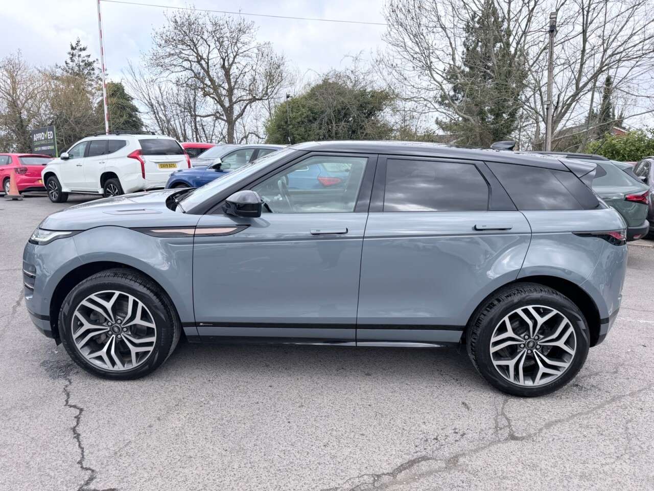 2020 LAND ROVER RANGE ROVER EVOQUE 2020 LAND ROVER RANGE ROVER EVOQUE