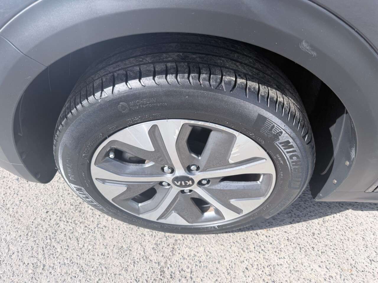 2020 KIA NIRO 2020 KIA NIRO