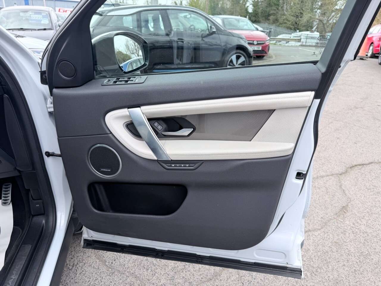 2019 LAND ROVER DISCOVERY SPORT 2019 LAND ROVER DISCOVERY SPORT