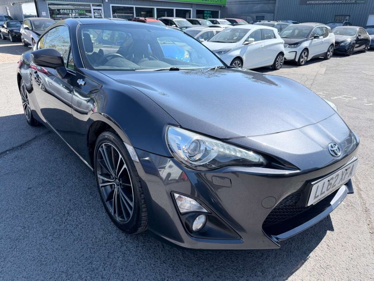A 2012 TOYOTA GT86 Grey 2.0 Boxer D-4S coupe, 73,000 miles, ULEZ compliant, Automatic, 17in Al A 2012 TOYOTA GT86 Grey 2.0 Boxer D-4S coupe, 73,000 miles, ULEZ compliant, Automatic, 17in Al