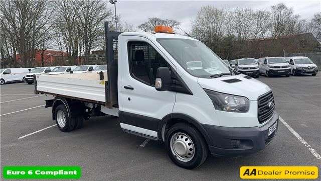 A 2019 FORD TRANSIT White 2.0 350 EcoBlue Euro 6 Tipper, 31,600 miles, ULEZ compliant, 6-Speed A 2019 FORD TRANSIT White 2.0 350 EcoBlue Euro 6 Tipper, 31,600 miles, ULEZ compliant, 6-Speed