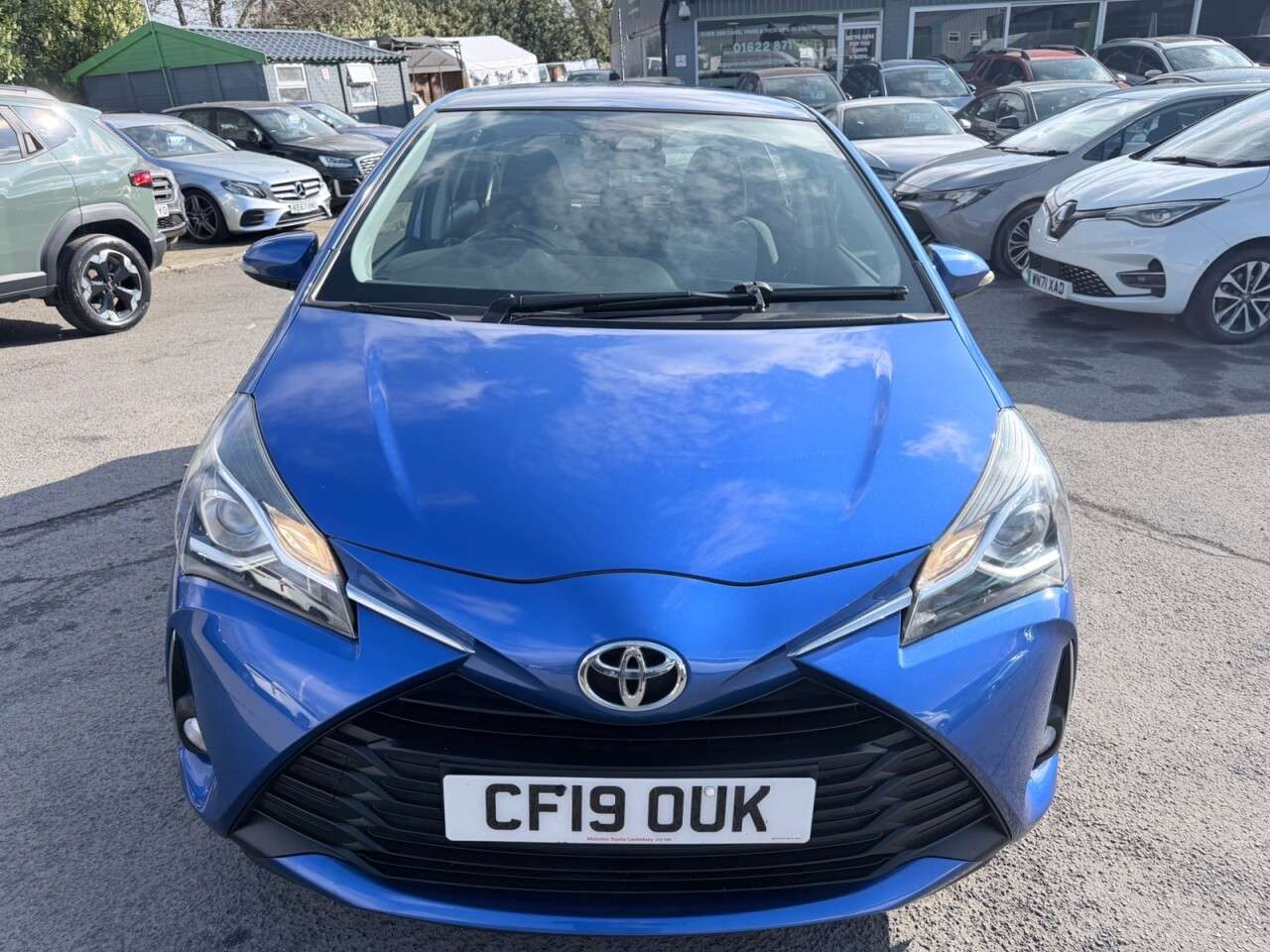 A 2019 TOYOTA YARIS Blue 1.5 VVT-i Icon Tech Euro 6 hatchback, 64,700 miles, ULEZ compliant, 6- A 2019 TOYOTA YARIS Blue 1.5 VVT-i Icon Tech Euro 6 hatchback, 64,700 miles, ULEZ compliant, 6-