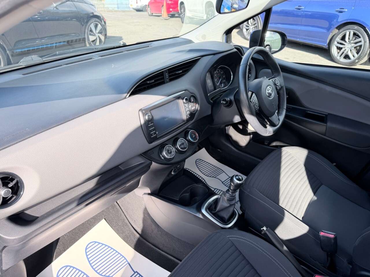2019 TOYOTA YARIS 2019 TOYOTA YARIS