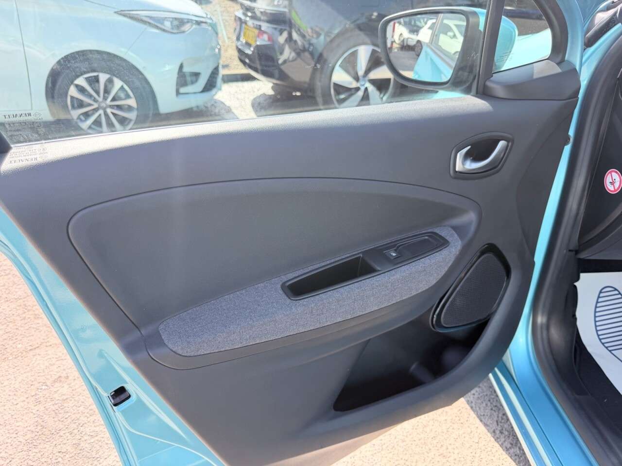 2021 RENAULT ZOE 2021 RENAULT ZOE