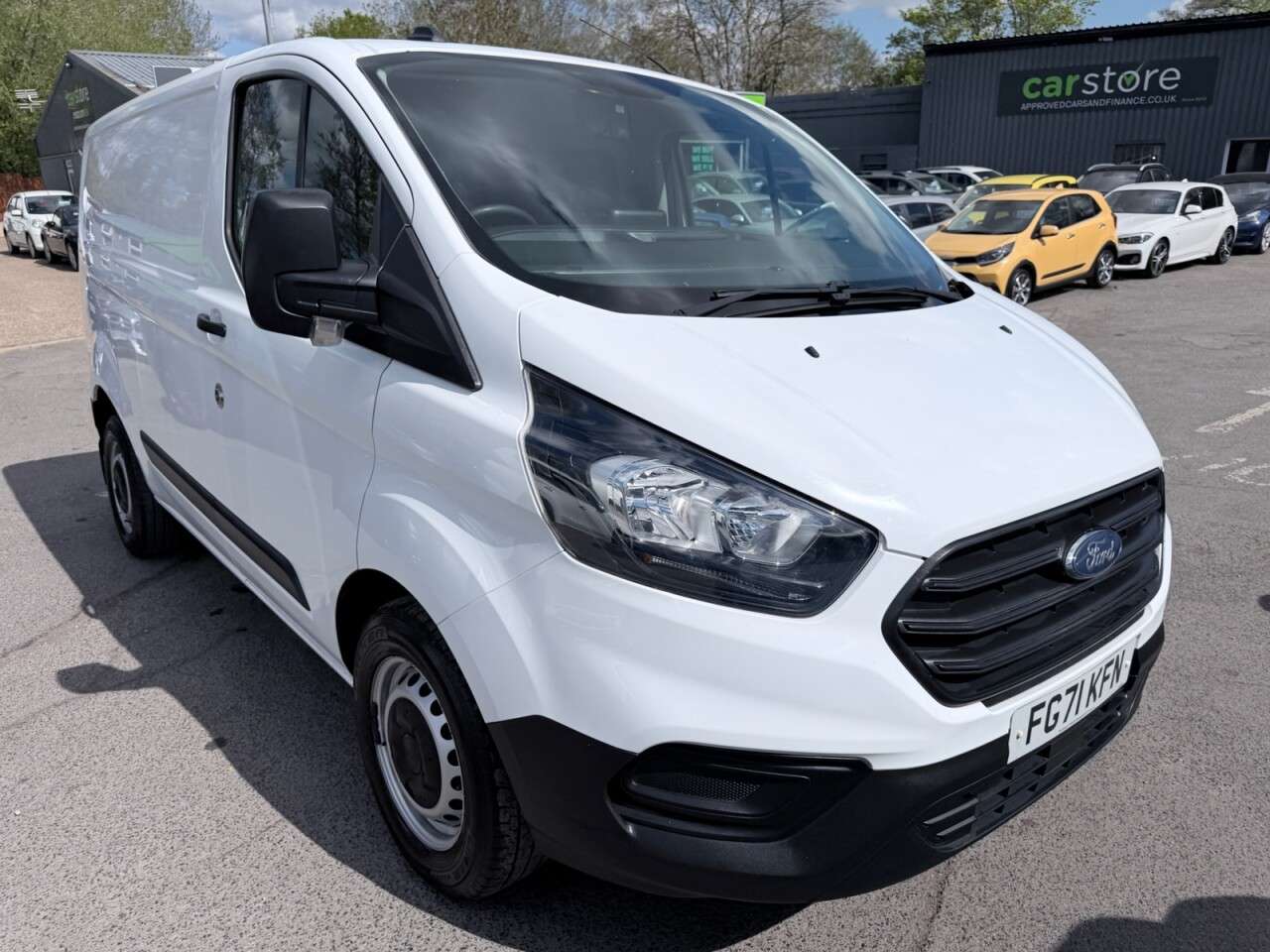 A 2022 FORD TRANSIT CUSTOM White 2.0 340 EcoBlue Euro 6 panel van, 45,100 miles, ULEZ compliant, 6-spe A 2022 FORD TRANSIT CUSTOM White 2.0 340 EcoBlue Euro 6 panel van, 45,100 miles, ULEZ compliant, 6-spe