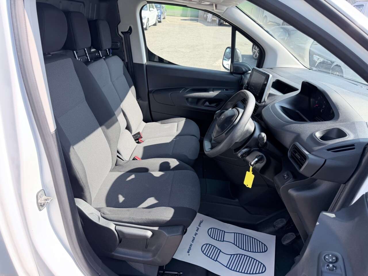 2020 PEUGEOT PARTNER 2020 PEUGEOT PARTNER