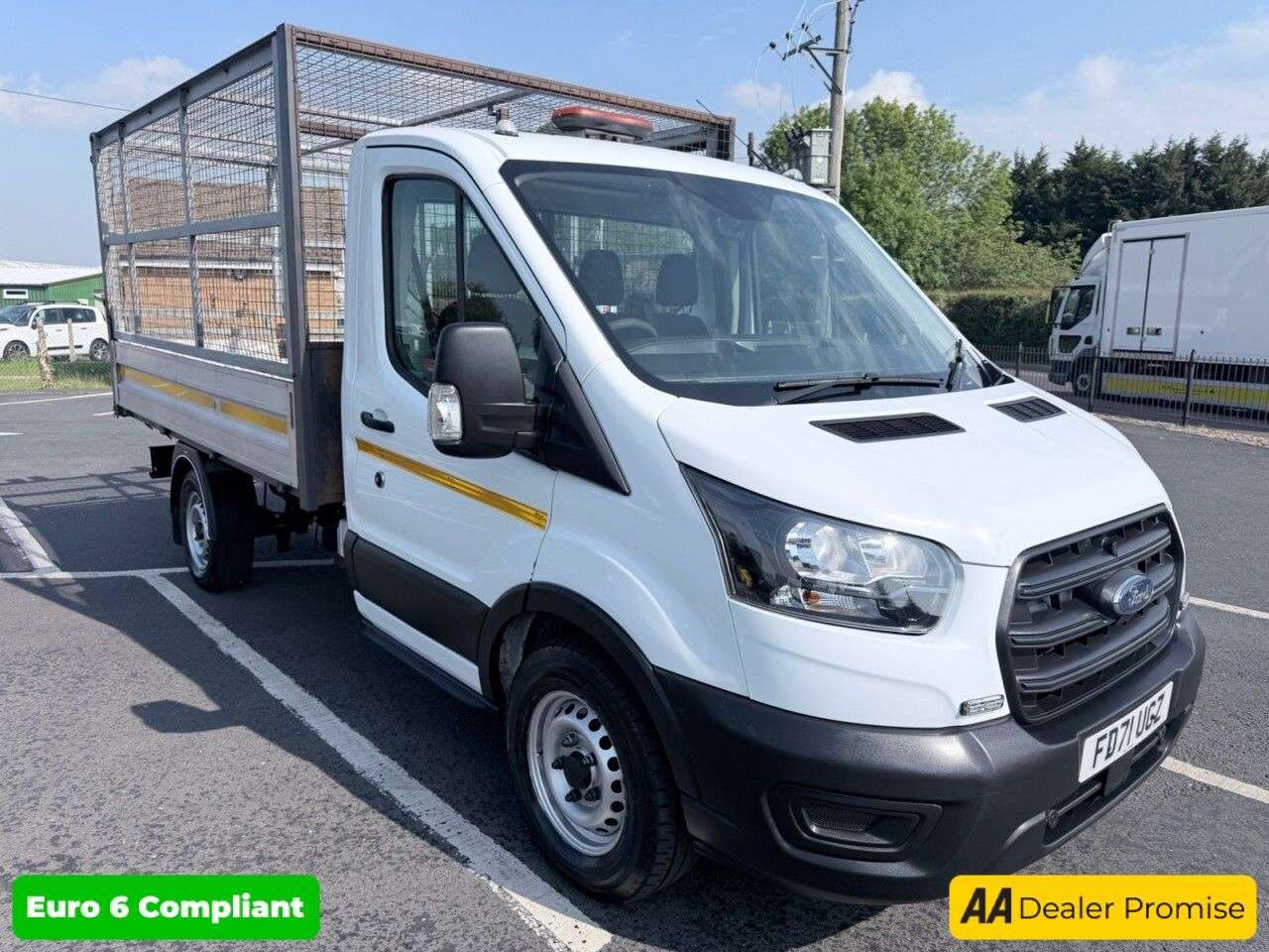 A 2022 FORD TRANSIT White 2.0 350 EcoBlue Euro 6 Caged Tipper, 47,550 miles, ULEZ compliant, 6- A 2022 FORD TRANSIT White 2.0 350 EcoBlue Euro 6 Caged Tipper, 47,550 miles, ULEZ compliant, 6-