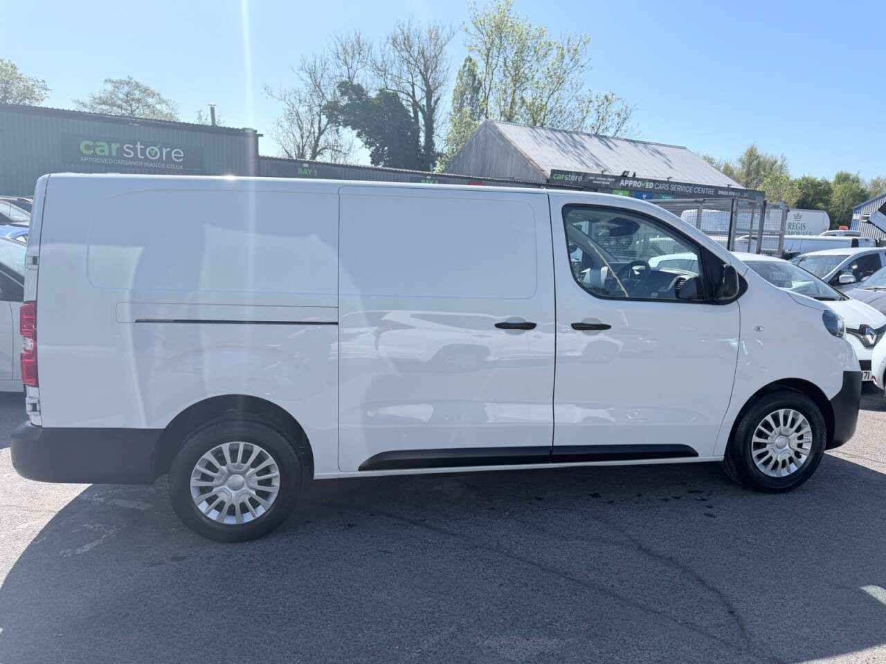 2024 TOYOTA PROACE 2024 TOYOTA PROACE