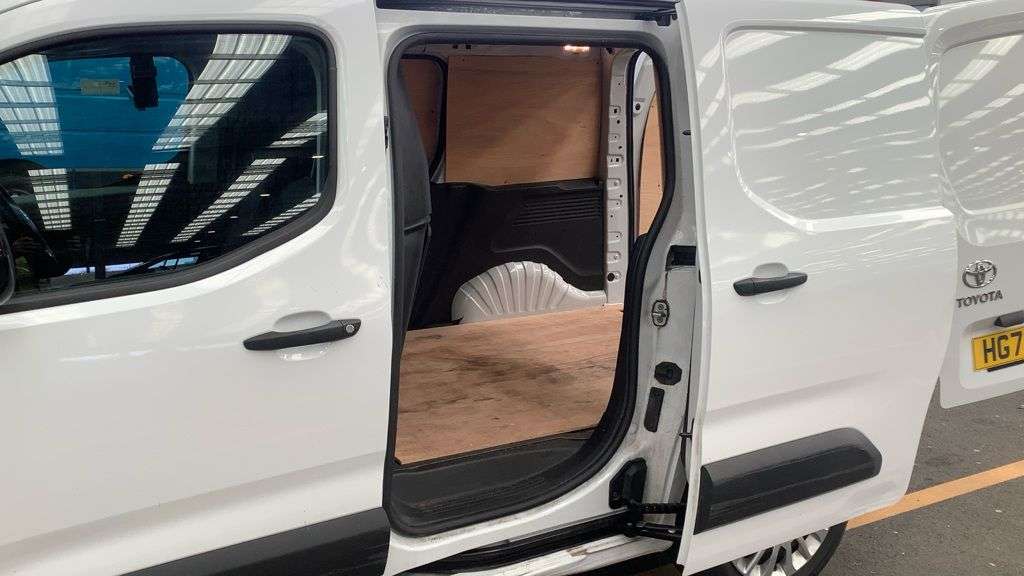 2023 TOYOTA PROACE CITY 2023 TOYOTA PROACE CITY