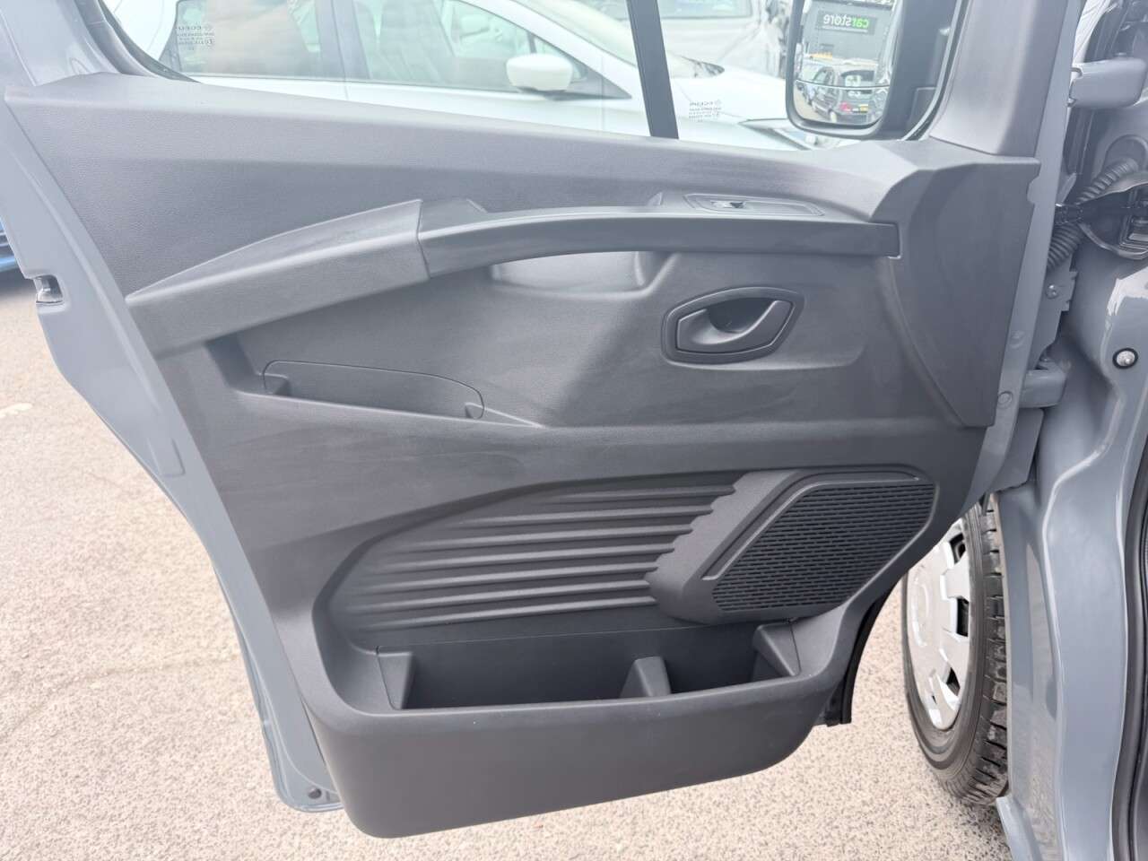 2022 RENAULT TRAFIC 2022 RENAULT TRAFIC