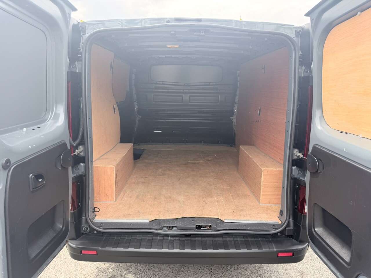 2022 RENAULT TRAFIC 2022 RENAULT TRAFIC
