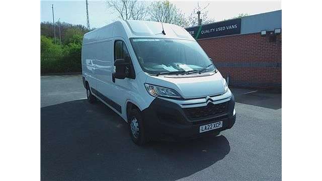 A 2022 CITROEN RELAY White 2.2 BlueHDi 35 Enterprise van, 37,800 miles, Euro 6, 6-speed manual, A 2022 CITROEN RELAY White 2.2 BlueHDi 35 Enterprise van, 37,800 miles, Euro 6, 6-speed manual,