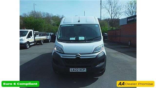 A 2022 CITROEN RELAY White 2.2 BlueHDi 35 Enterprise van, 37,800 miles, Euro 6, 6-speed manual, A 2022 CITROEN RELAY White 2.2 BlueHDi 35 Enterprise van, 37,800 miles, Euro 6, 6-speed manual,