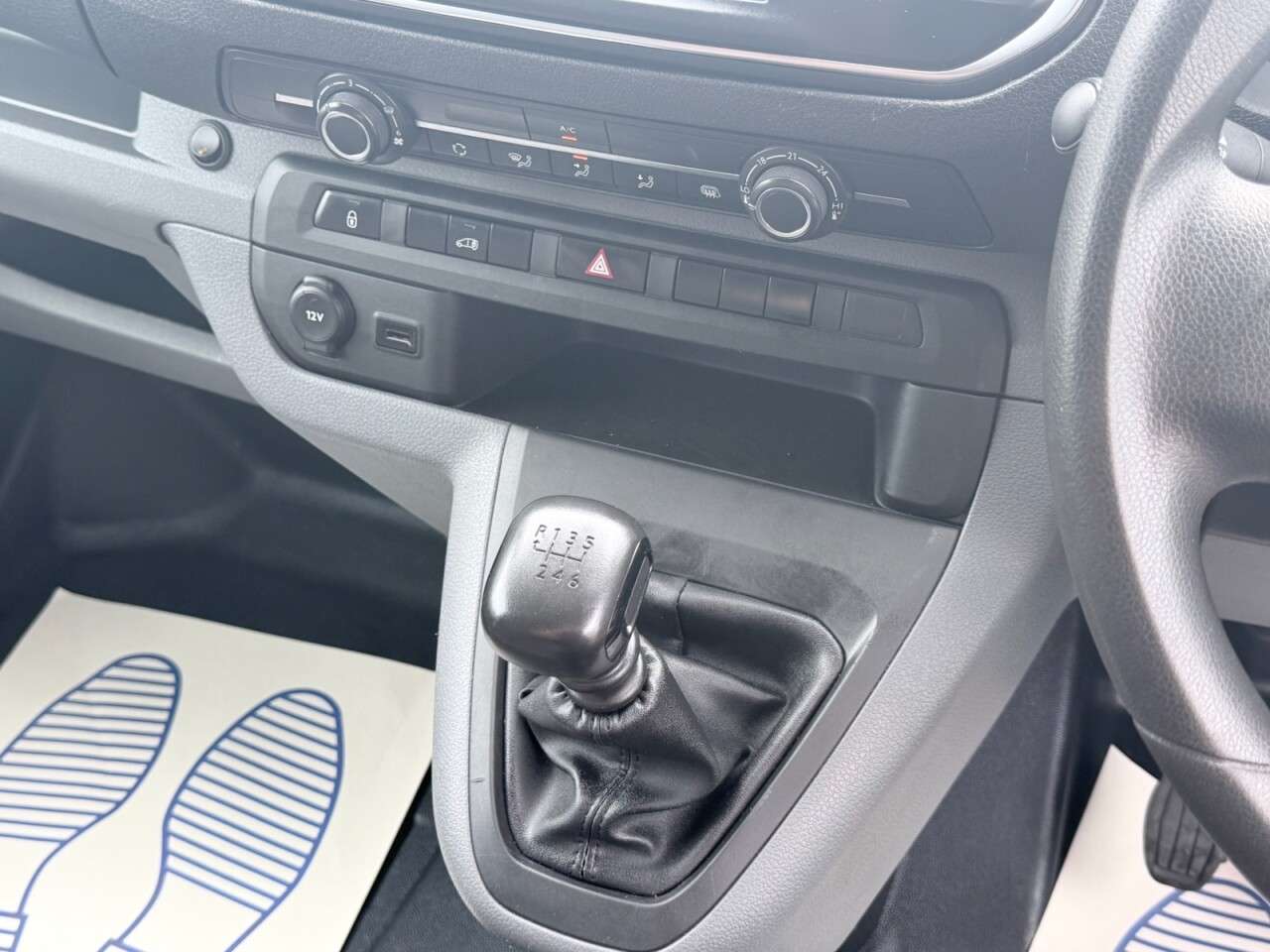 2022 PEUGEOT EXPERT 2022 PEUGEOT EXPERT