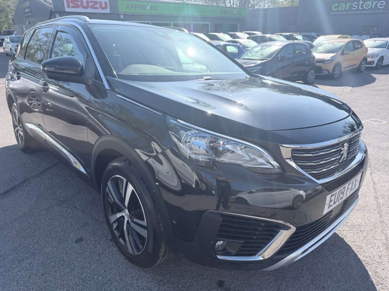 A 2019 PEUGEOT 5008 Black 1.2 PureTech Allure SUV, 45,700 miles, Euro 6, Automatic, 7 Seats, Sa A 2019 PEUGEOT 5008 Black 1.2 PureTech Allure SUV, 45,700 miles, Euro 6, Automatic, 7 Seats, Sa