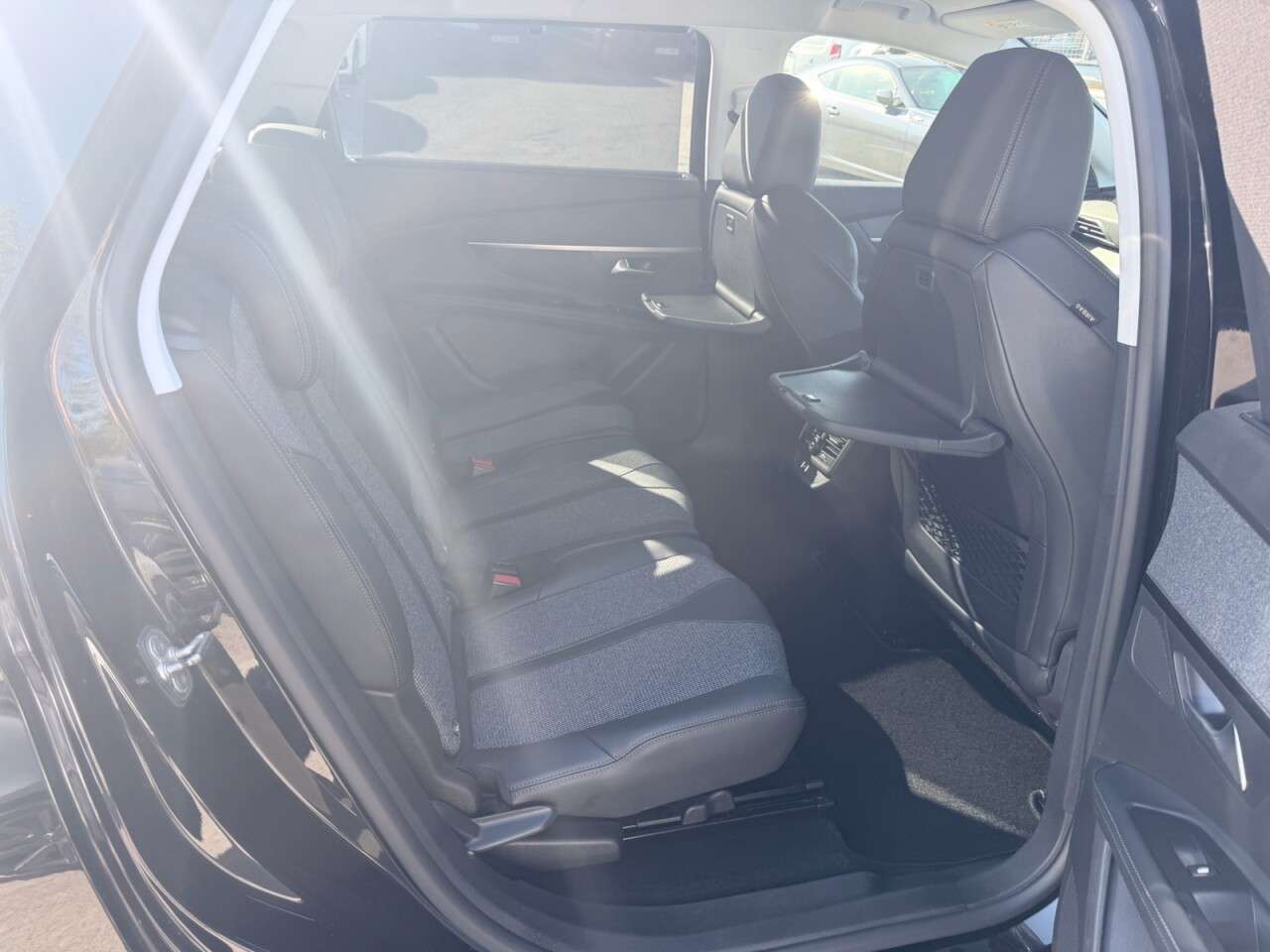 2019 PEUGEOT 5008 2019 PEUGEOT 5008